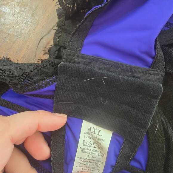 Women's Plus 4X Purple and Black Lace Bra - Picture 3 of 6